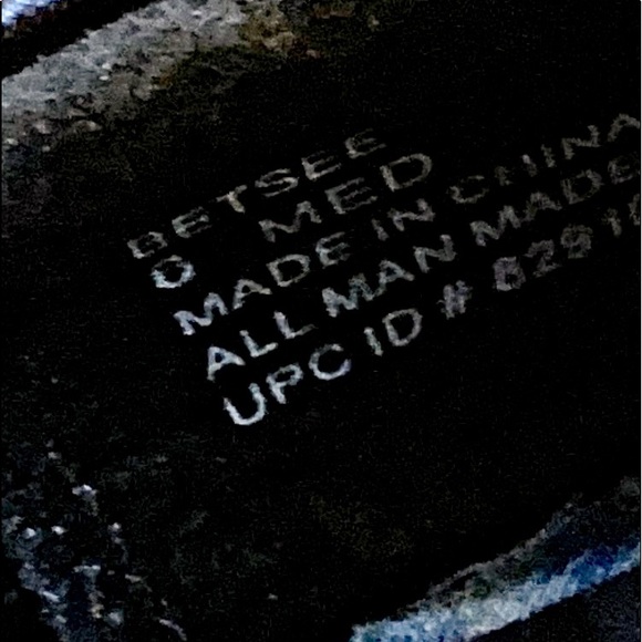 LIKE NEW CANDIE’S BETSEE HEELS 👠 - Picture 6 of 15